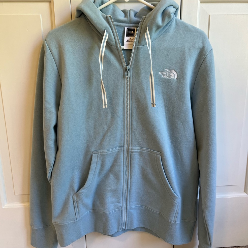 NWOT Light Blue The North Face Sweatshirt